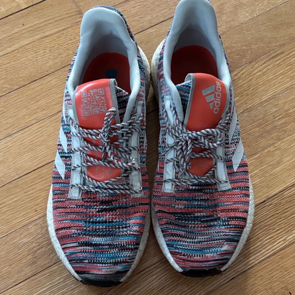Used condition Missoni x Adidas collab sneaker  Multicolor Knit Sz 10.5  BOOST